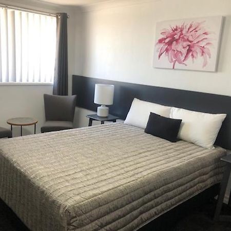 South Tamworth Motor Inn Zewnętrze zdjęcie
