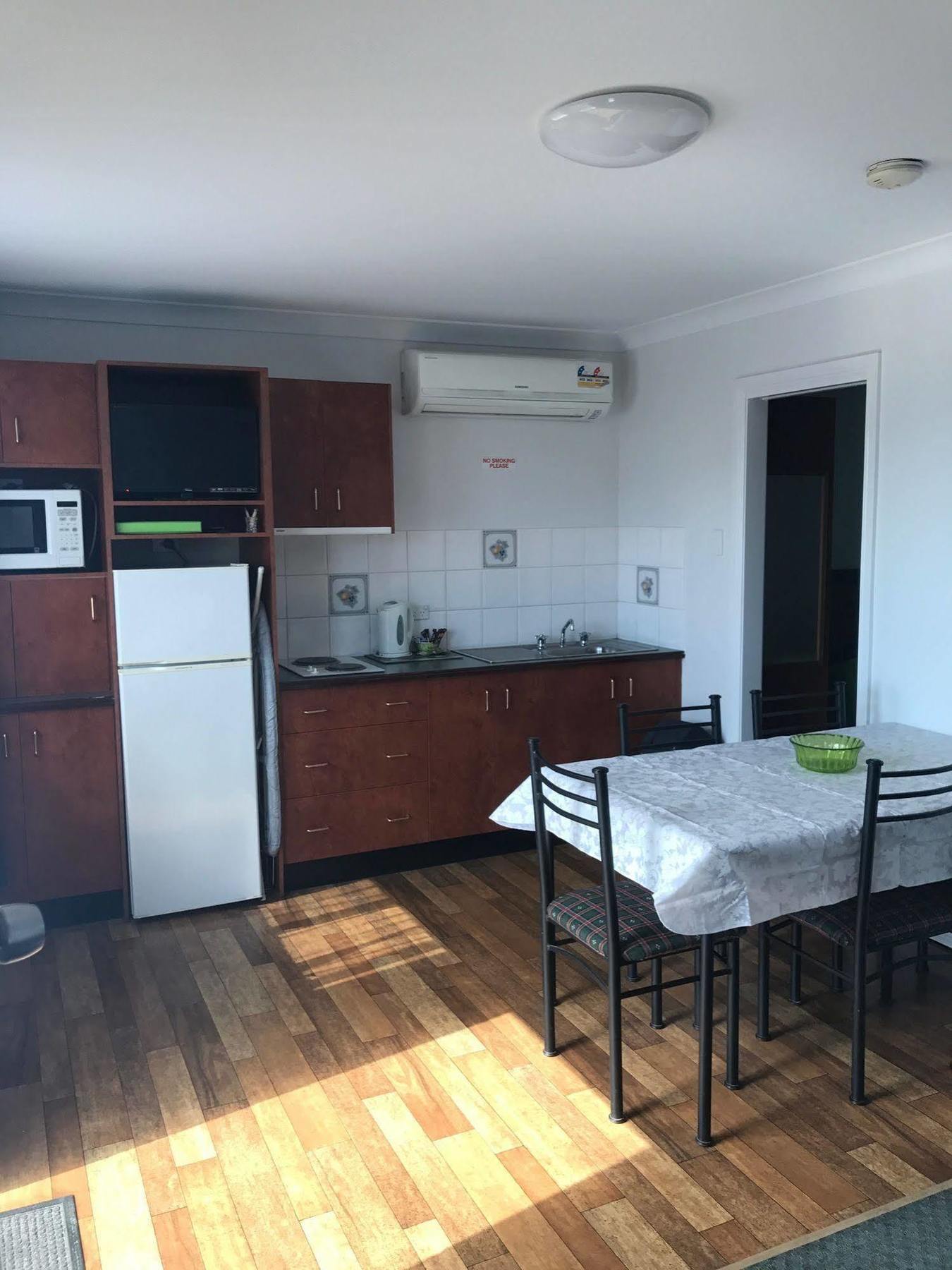 South Tamworth Motor Inn Zewnętrze zdjęcie