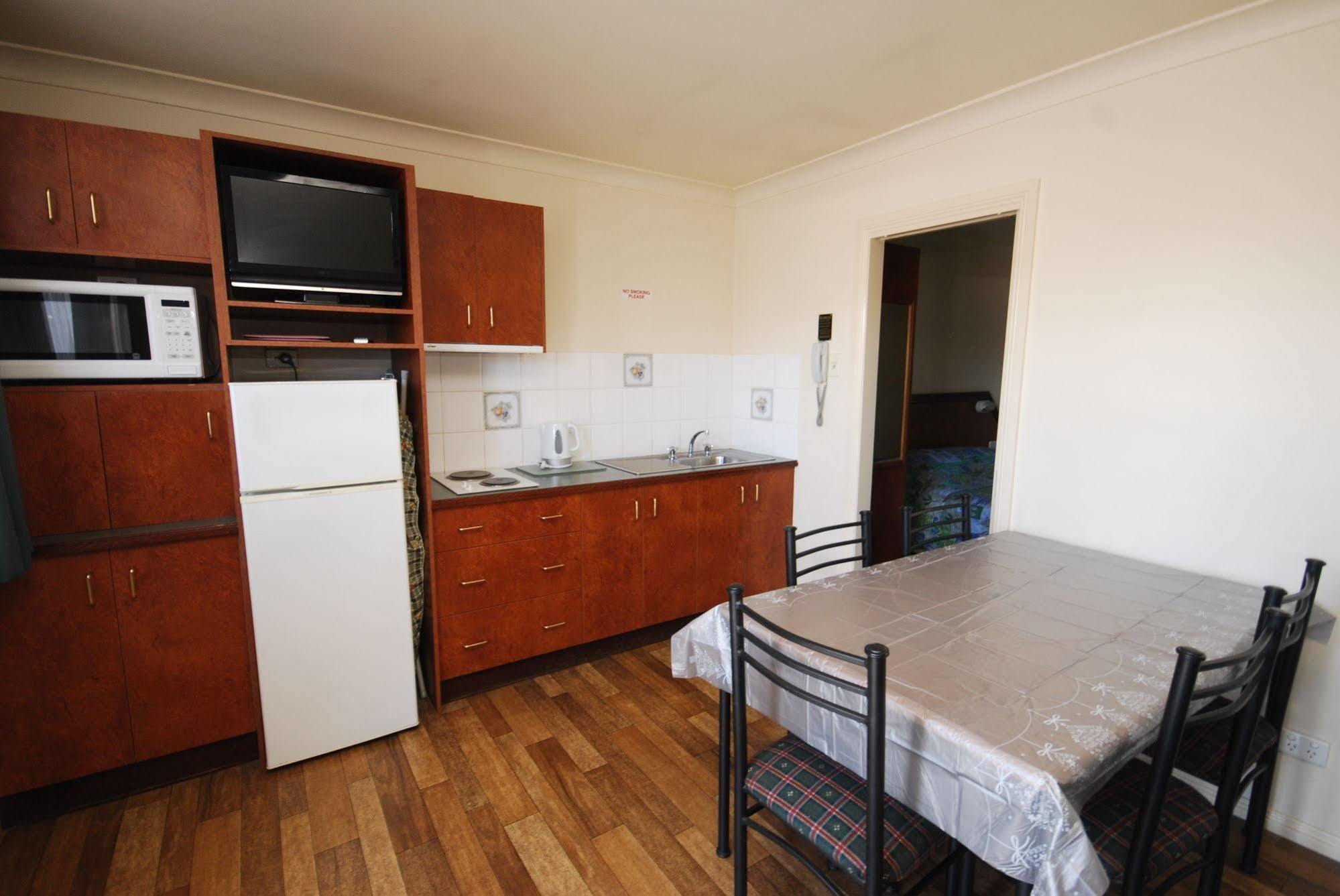 South Tamworth Motor Inn Zewnętrze zdjęcie